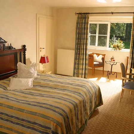 Romantik Jagdhaus Waldidyll 4* Hartenstein (Saxony)