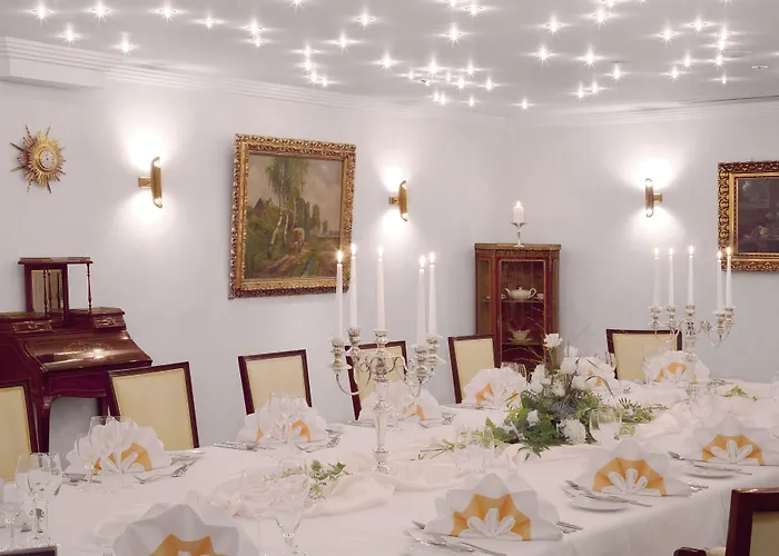 Romantik Jagdhaus Waldidyll Hotel 4*