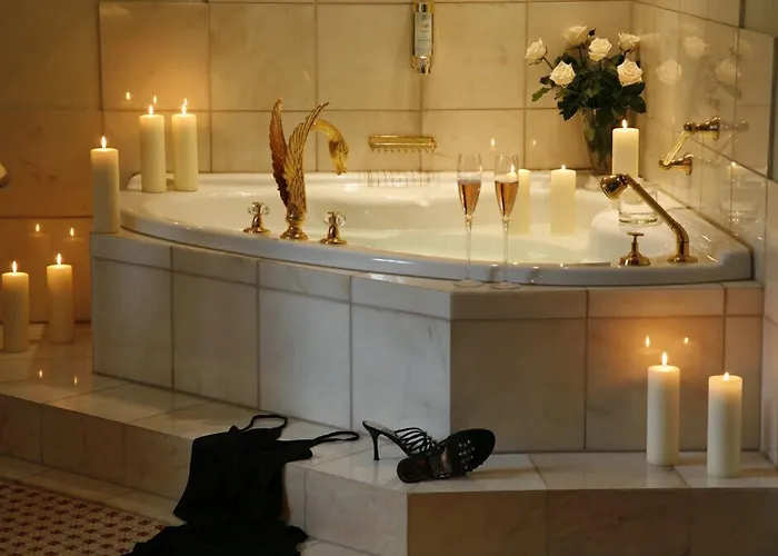 Romantik Jagdhaus Waldidyll Hotel 4*